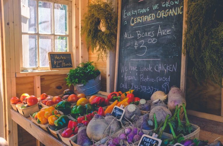 Nutrition and Mental Health: Avoid Foods that Cause Anxiety in Uptown Dallas