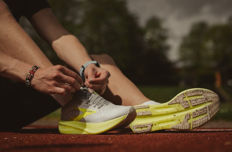 Uptown Dallas: Reduce Pain from Muscle Strain or Injury Faster with Curewave Laser